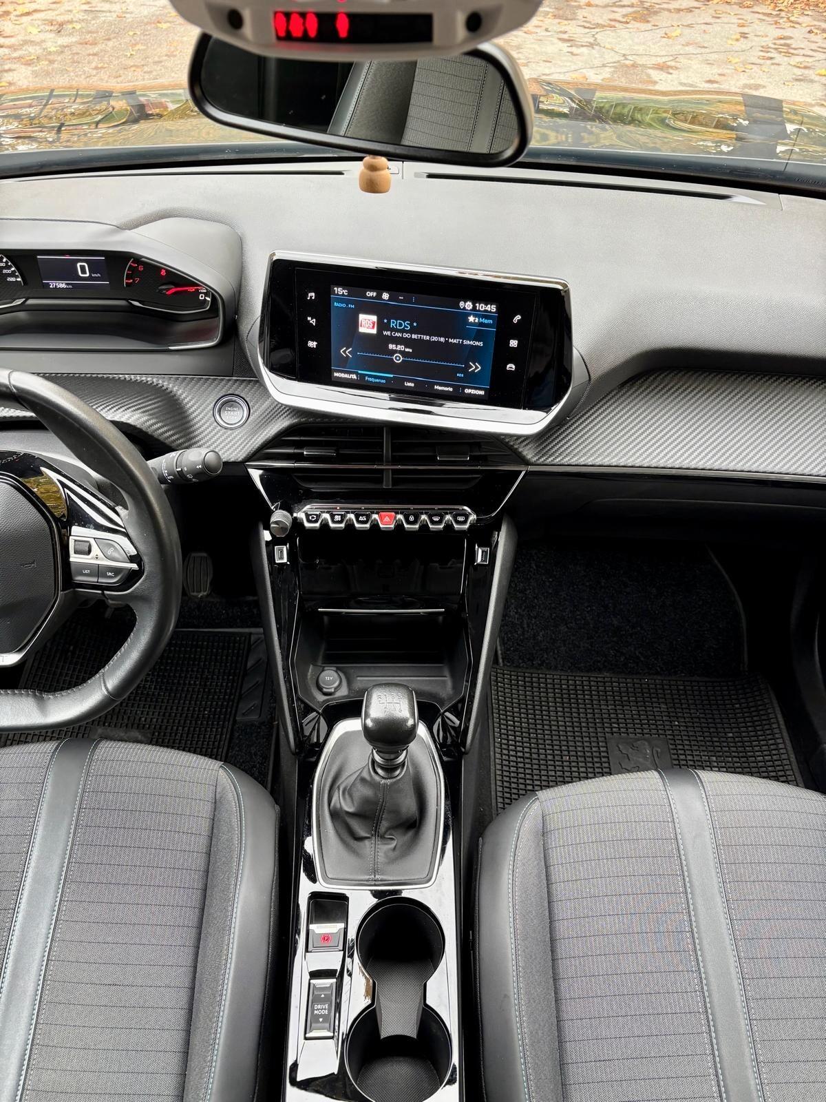 Peugeot 2008 PureTech 100 S&S Allure Pack