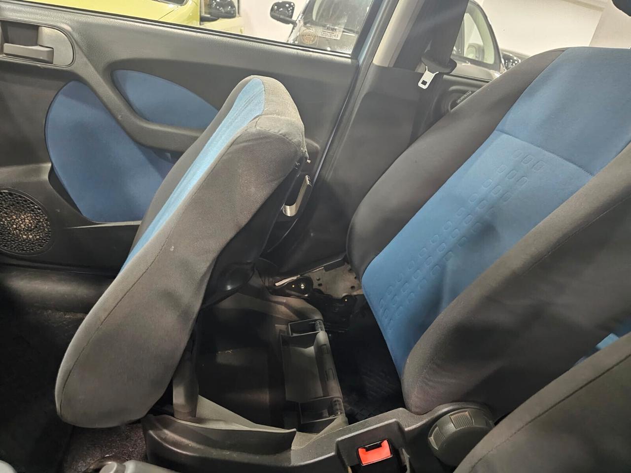 NUOVA FIAT PANDA EMOTION 1.2 DUALOGIC BENZ 60CV - CAMBIO AUTOMATICO