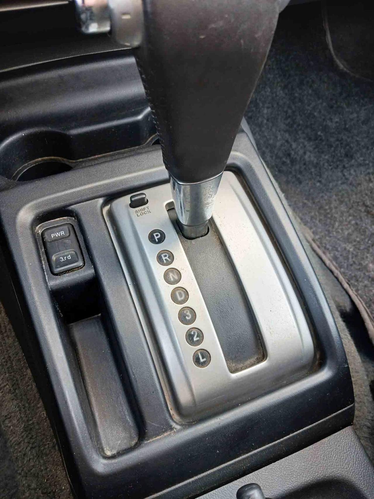 Isuzu D-Max autom. 5 posti - PERFETTA