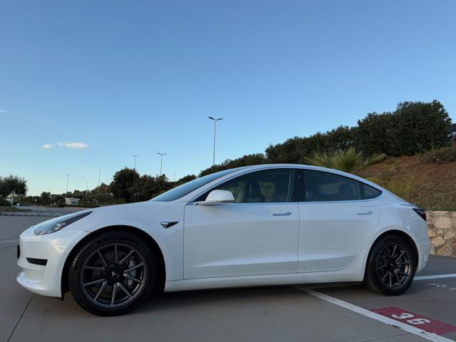 TESLA Model 3 STANDARD RWD PERFETTA