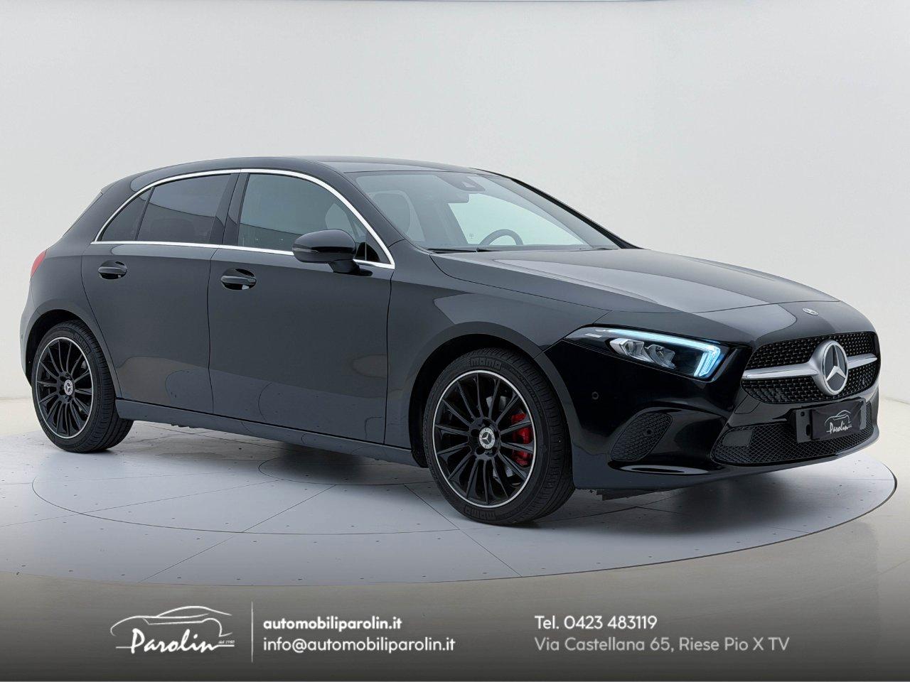 Mercedes A 200 Sport 7G-DCT Park-Display10.25''-Sedili riscaldabili