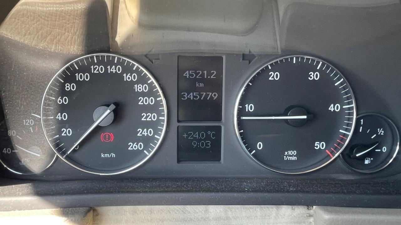 MERCEDES C200CDI SW MANUALE *EXPORT* - 2006