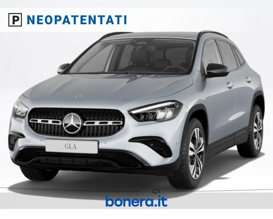 Mercedes GLA 180 180 Progressive Advanced Plus 7G-DCT