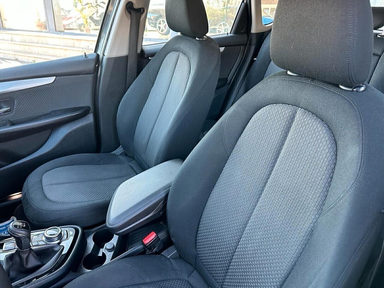 Bmw 216d Active Tourer Luxury IVA ESP NEOPATENTATI