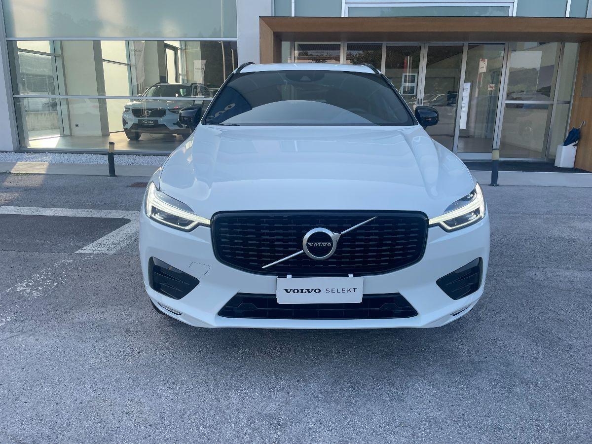 VOLVO - XC60 - B4 AWD Geartronic R-design