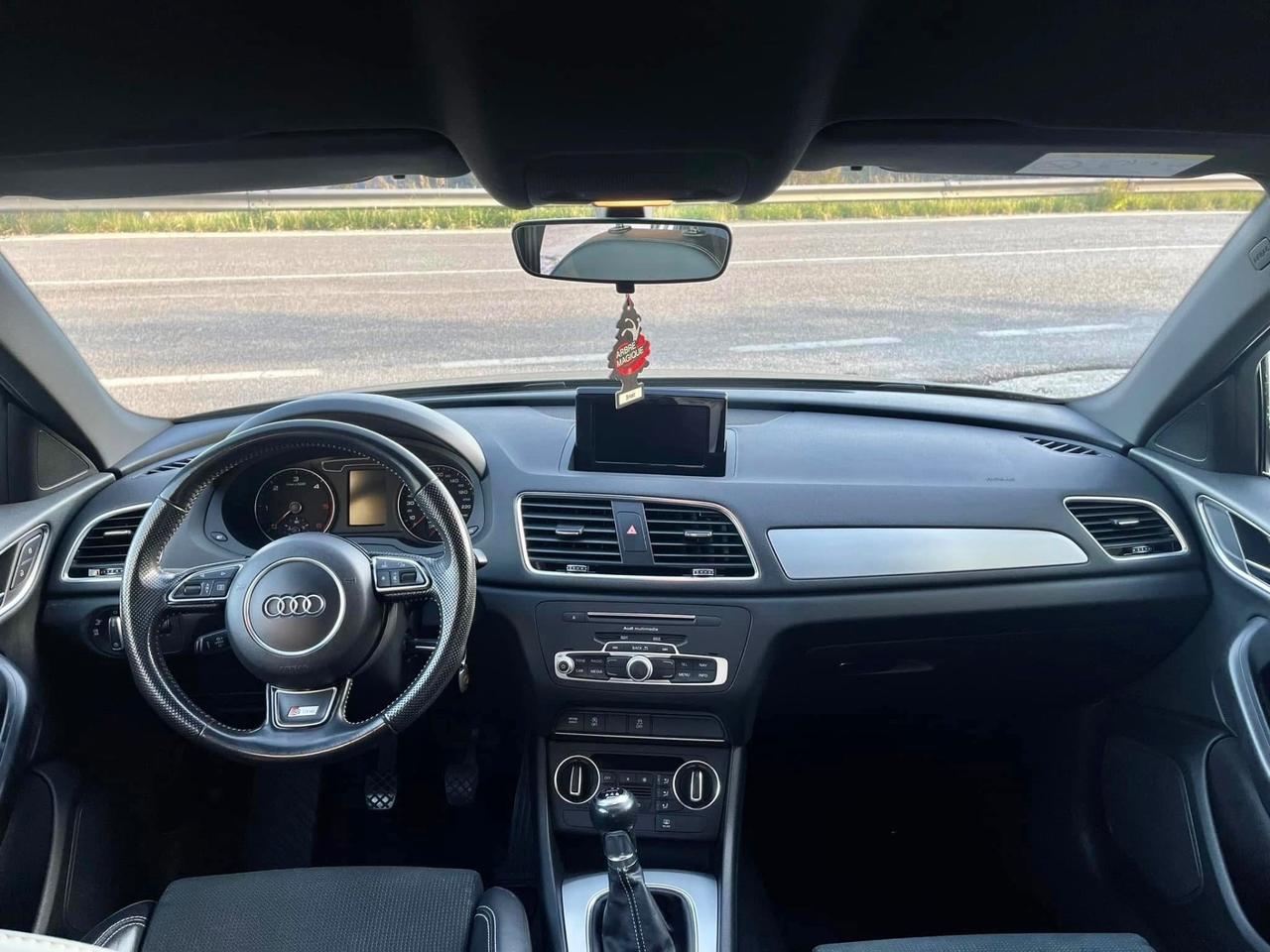 Audi Q3 2.0 TDI 150 CV S-Line 2016
