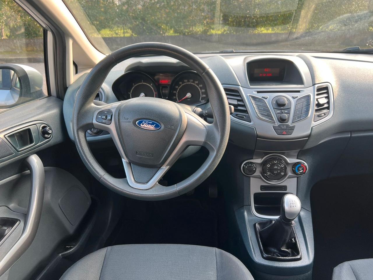 Ford Fiesta 1.5 TDCi 75CV 5 porte Titanium