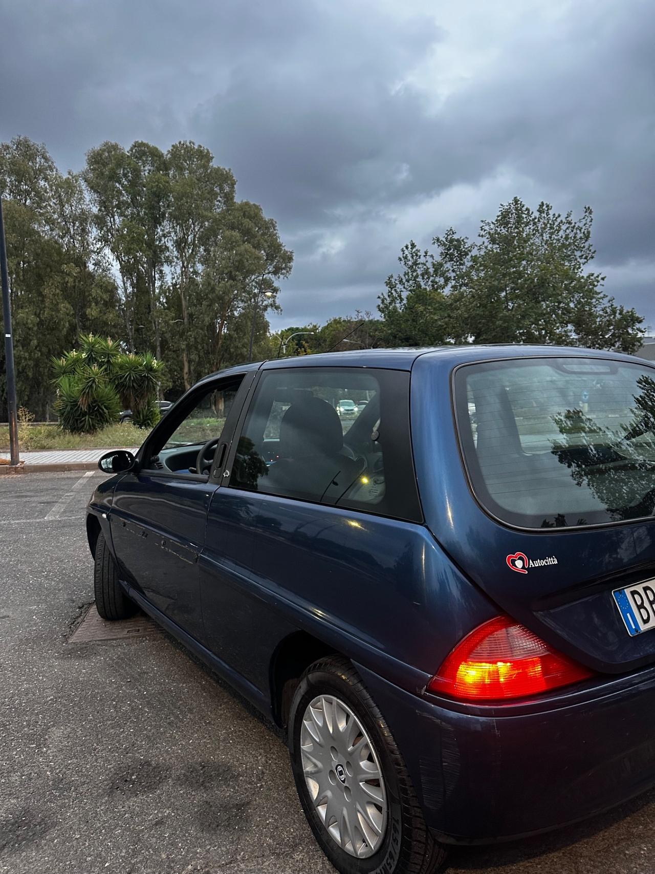 Lancia Y 1.2i cat LS