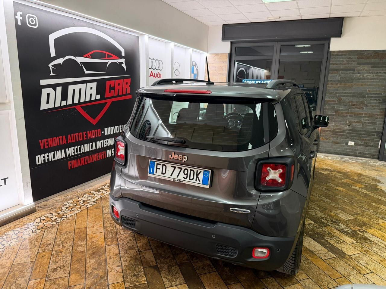 Jeep Renegade 1.6 Mjt 120 CV soli 104000 km