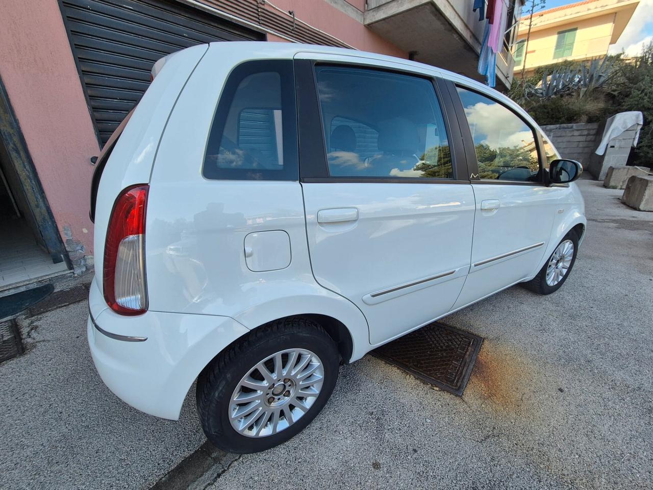 Lancia MUSA 1.3 Mjt 95 CV Gold