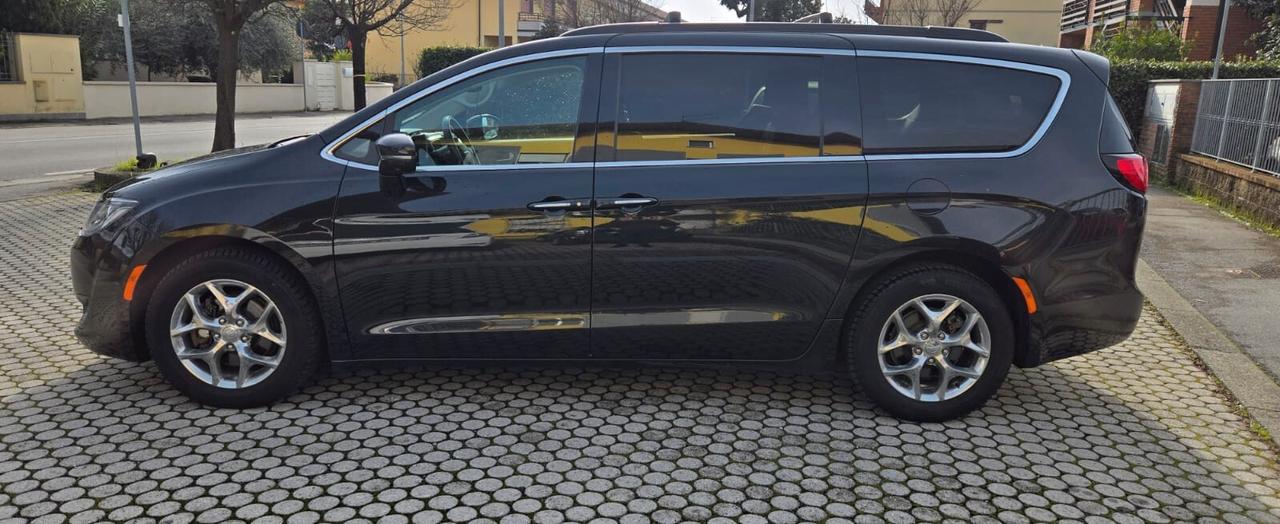 Chrysler Pacifica 3.6 Limited automatica