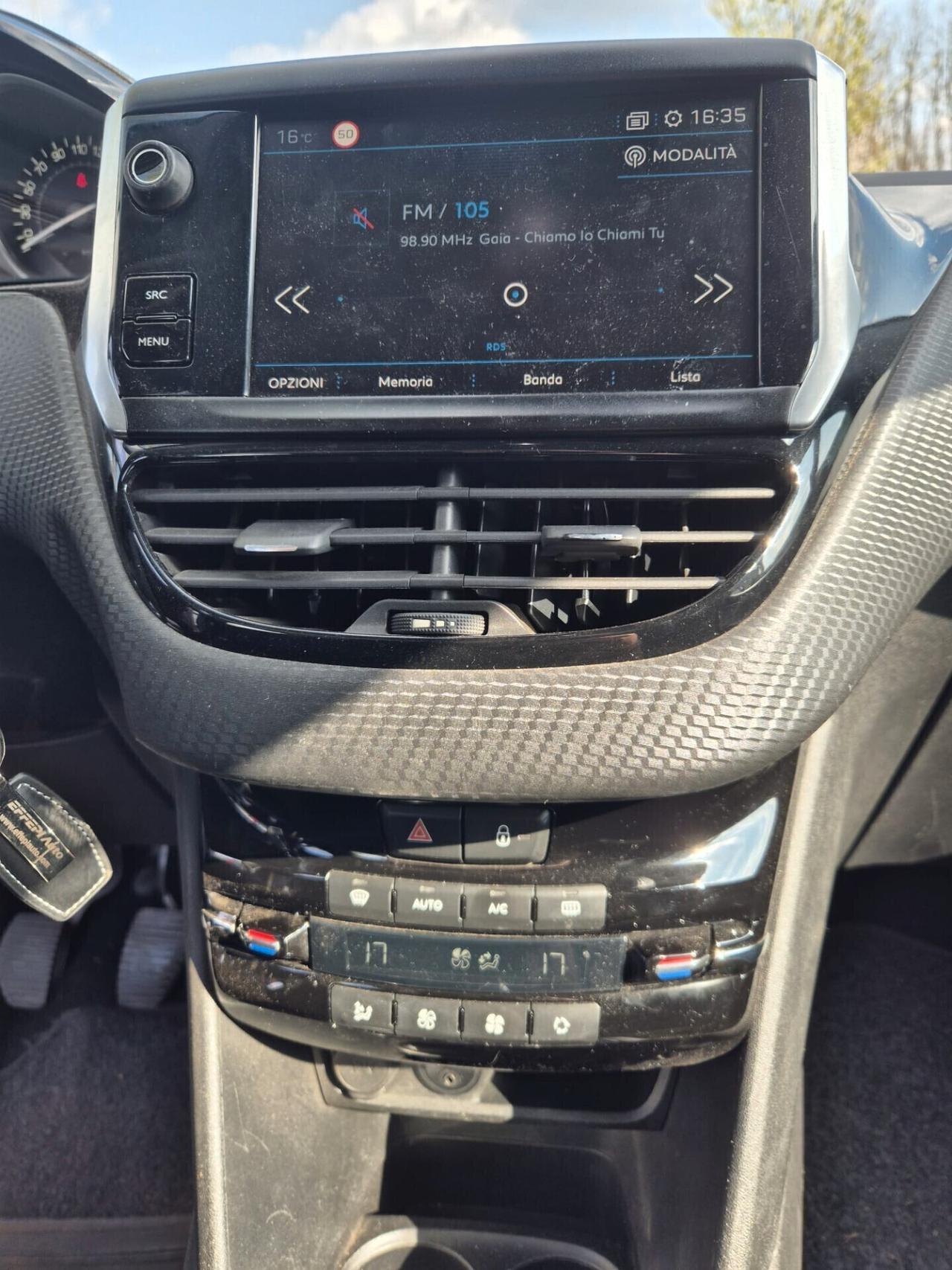 Peugeot 208 PureTech 82 5 porte Allure