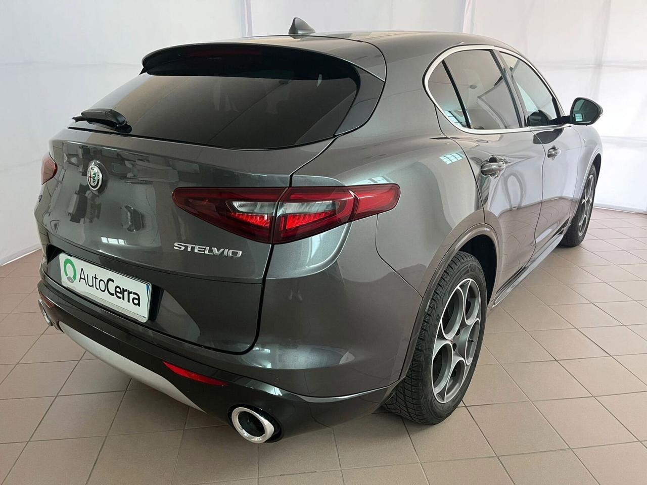 Alfa Romeo Stelvio 2.2 Turbodiesel 210 CV AT8 Q4 Ti