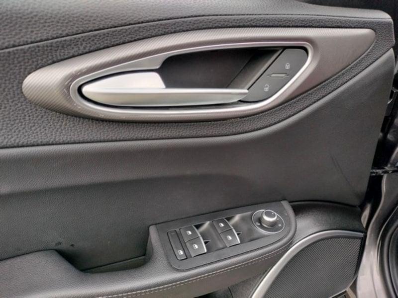 Alfa Romeo Giulia Giulia 2.2 Turbodiesel 210 CV AT8 AWD Q4 Veloce