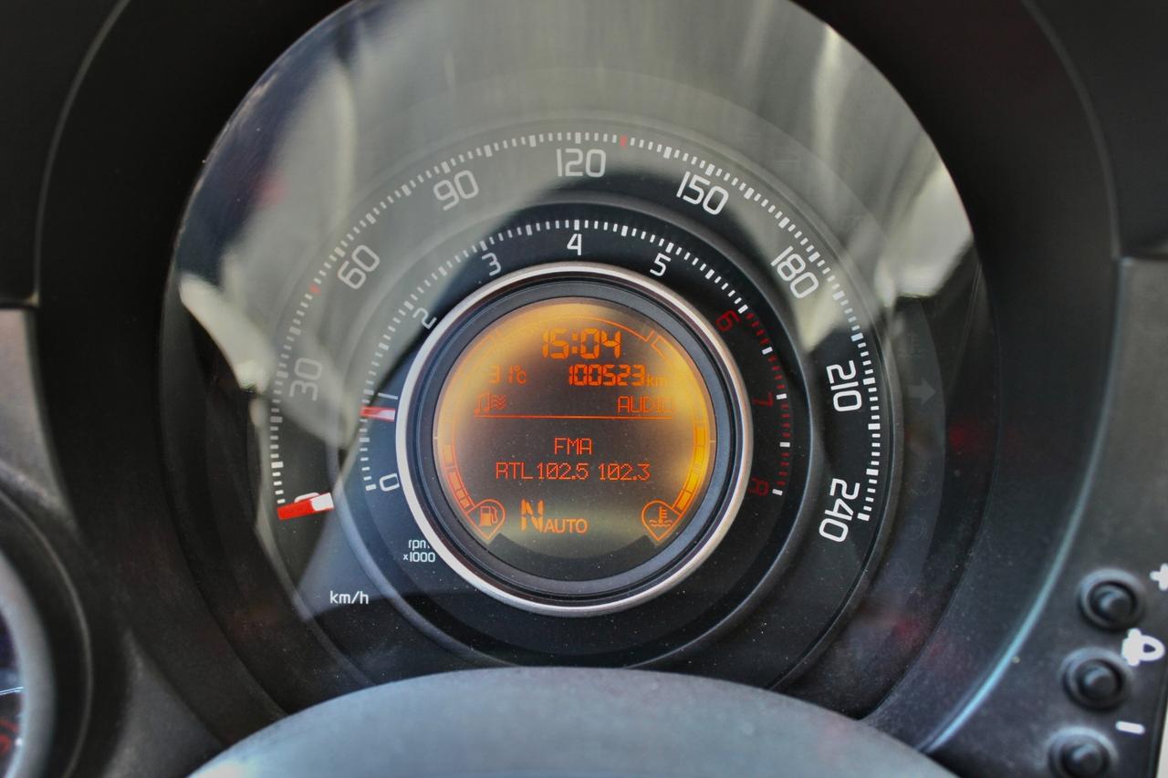 Abarth 500C 1.4 AUTOMATICA PADDLE AL VOLANTE KIT ESSEESSE 160CV