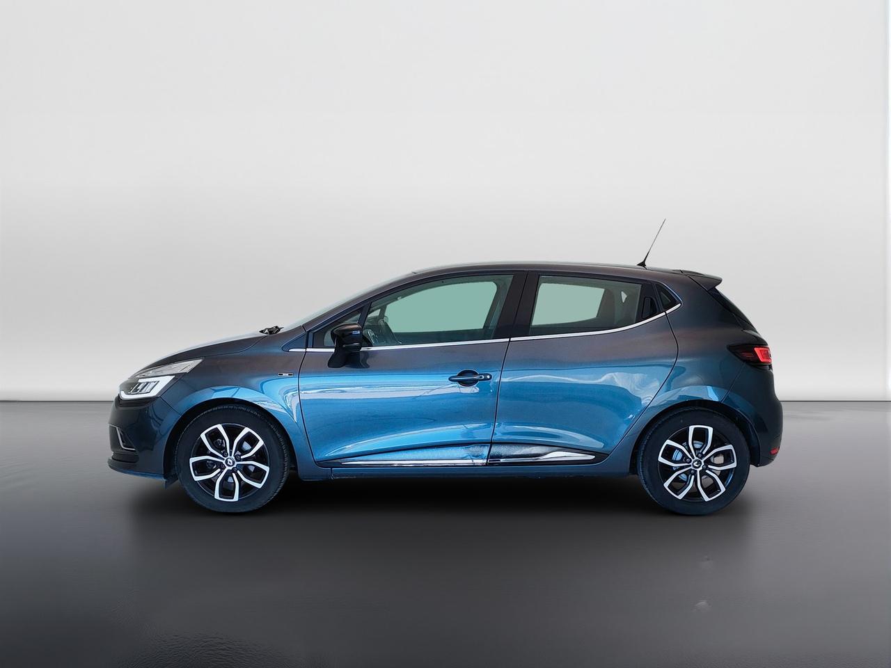 RENAULT Clio IV 2017 - Clio 1.5 dci Moschino Intens 90cv