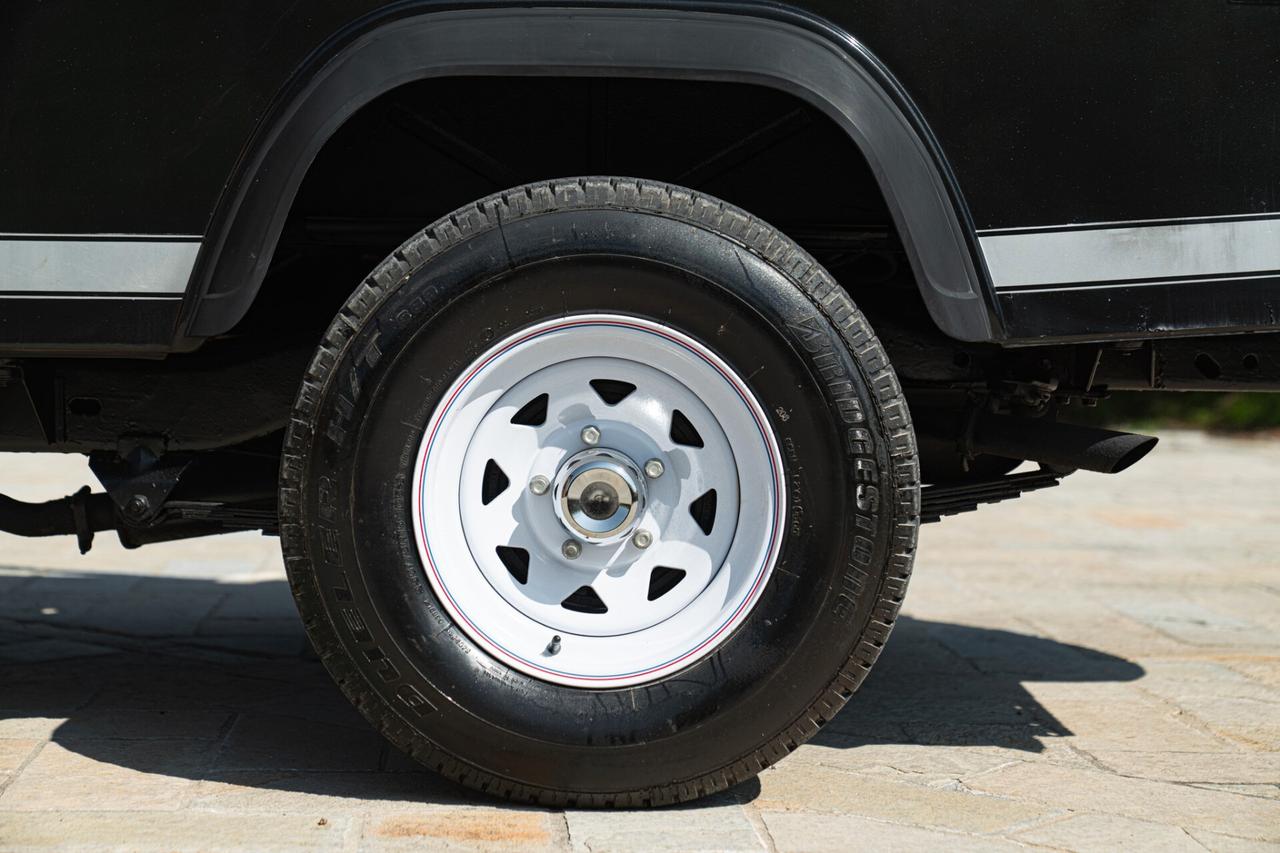 Jeep CJ-8 SCRAMBLER - RDS01618