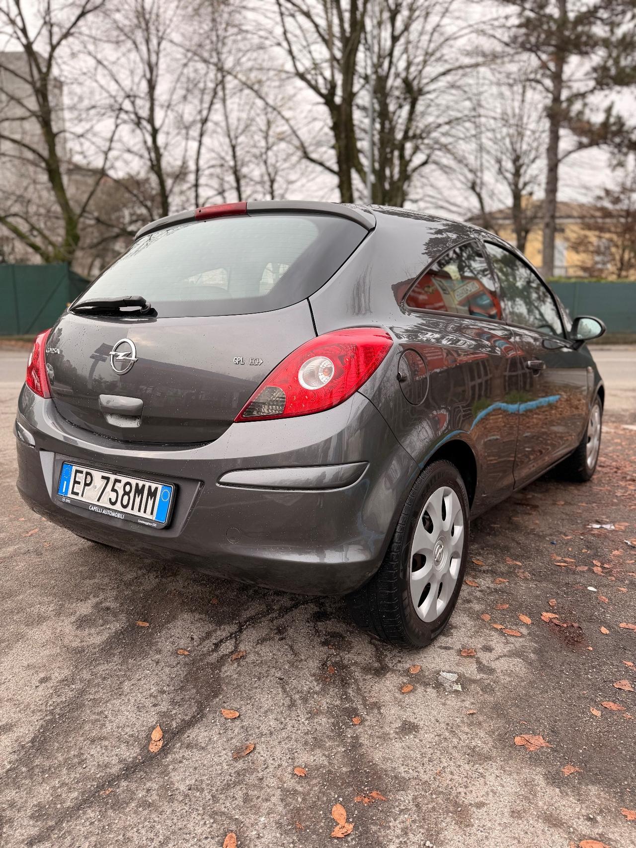 Opel Corsa 1.2 85CV 3 porte GPL-TECH Elective