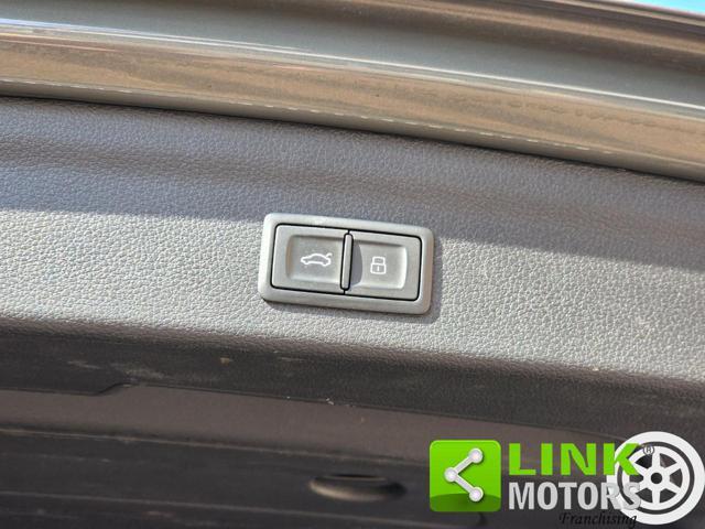AUDI Q3 40 TDI 190CV S tronic quattro s line Identity Blac