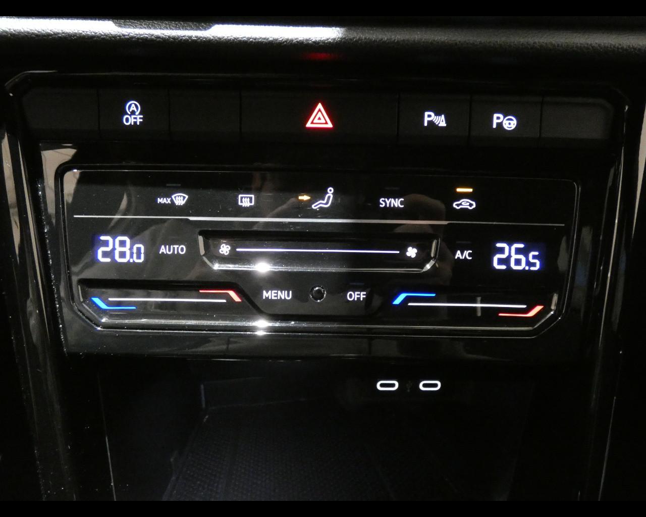 VOLKSWAGEN T-Roc 1ª serie - T-Roc 2.0 TDI SCR R-Line