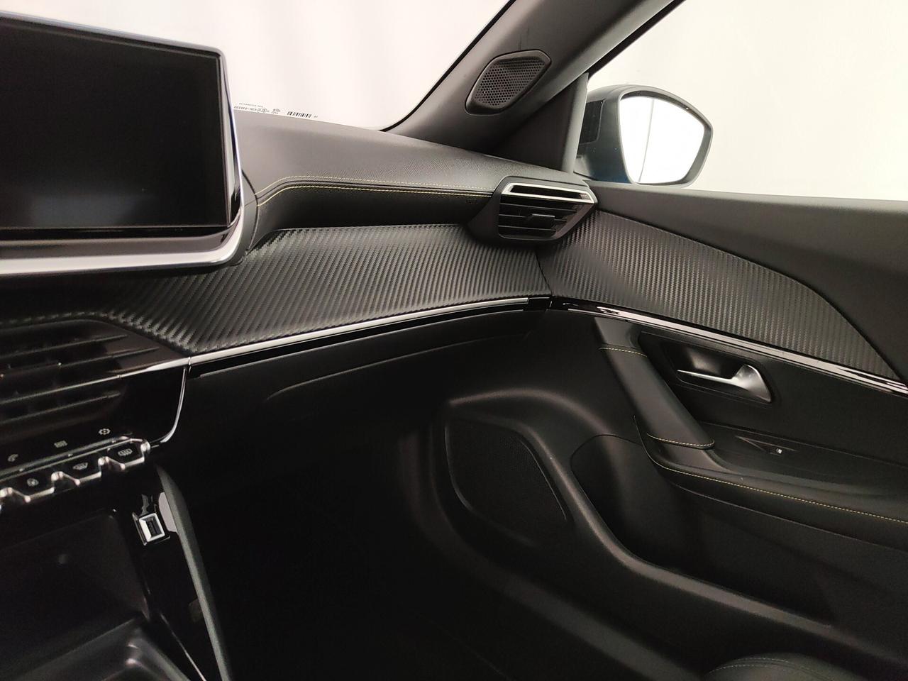 Peugeot 2008 BlueHDi 130 S&S EAT8 GT Line