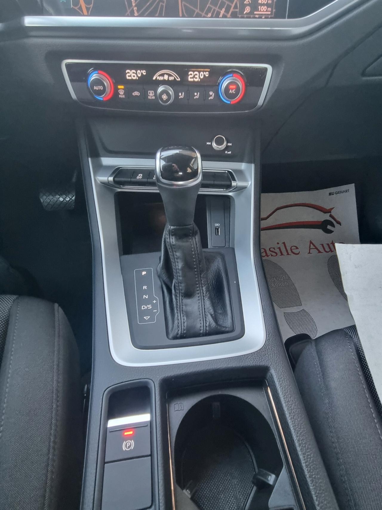 Audi Q3 35 TDI S tronic Business