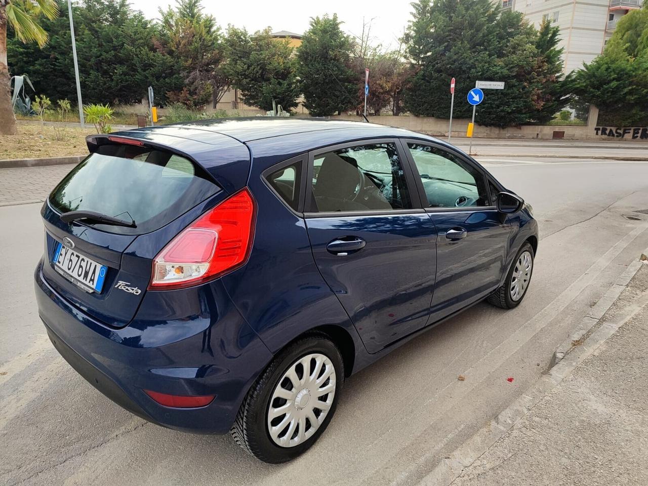 Ford Fiesta 1.5 TDCi 75CV Business!!