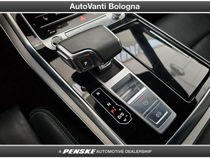 Audi Q8 Q8 3.0 tdi mhev S line edition quattro 286cv tiptronic