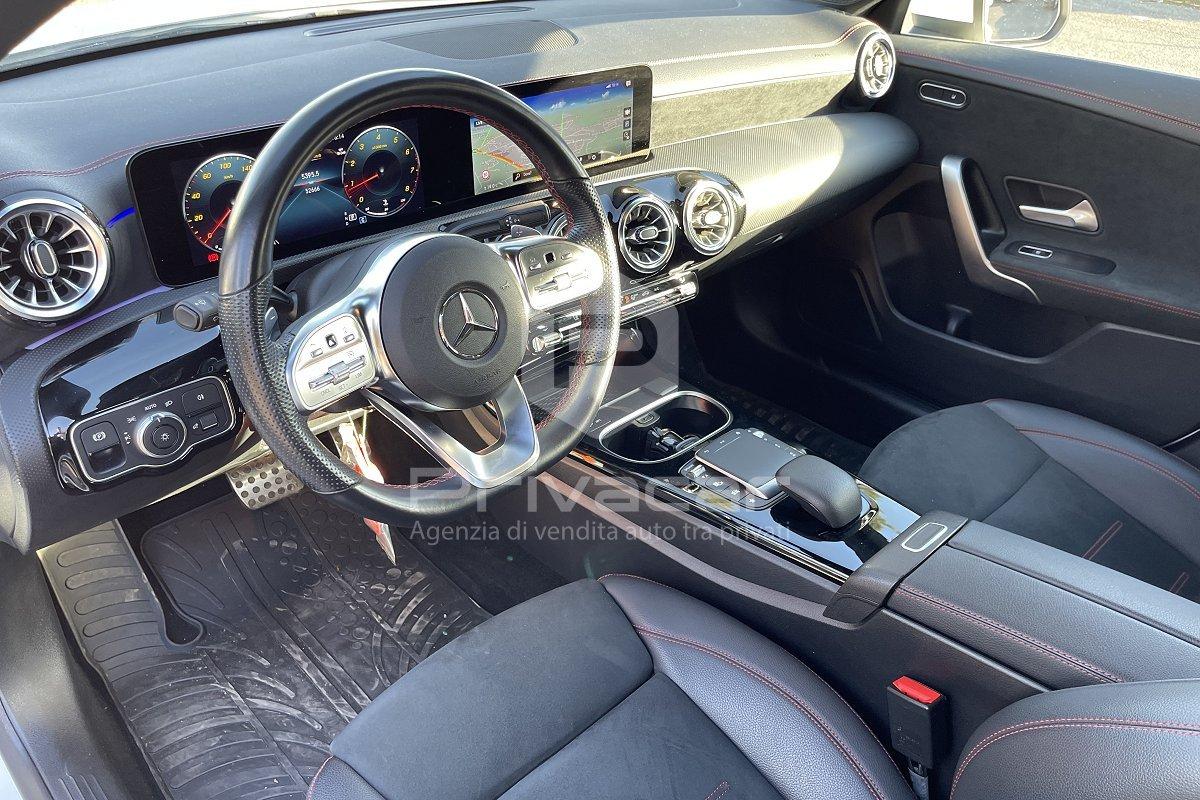 MERCEDES CLA 180 Automatic Shooting Brake Premium