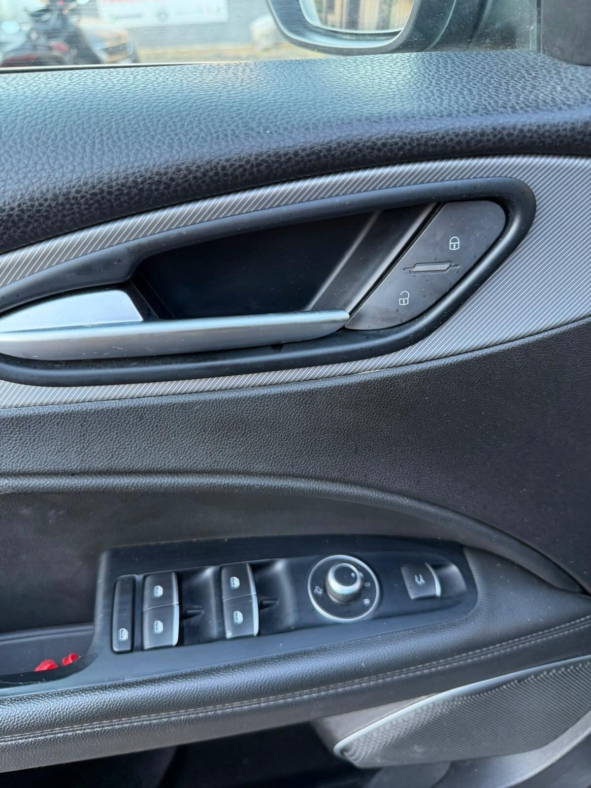 Alfa Romeo Stelvio 2.2 Turbodiesel 210 CV AT8 Q4 Executive