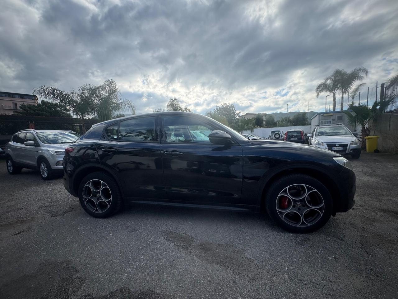 Alfa Romeo Stelvio 2.2 Turbodiesel 210 CV AT8 Q4 Super