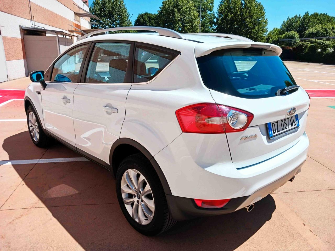 Ford Kuga 4x4 TENUTA MANIACALMENTE