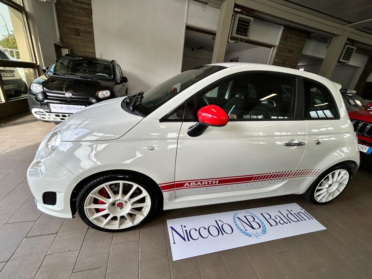 Abarth 500 1.4 Turbo T-Jet Custom