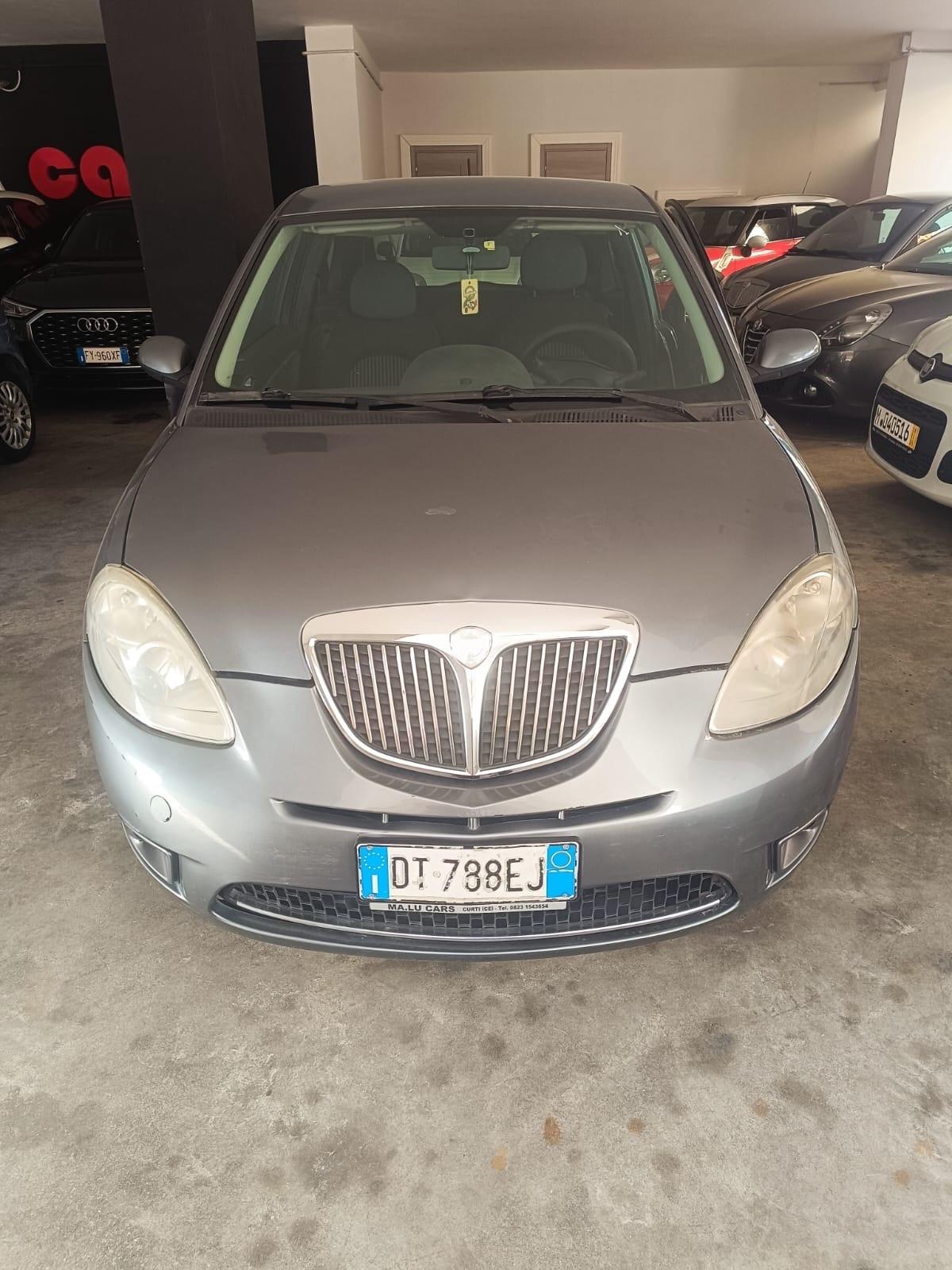 Lancia Ypsilon 1.2 GPL