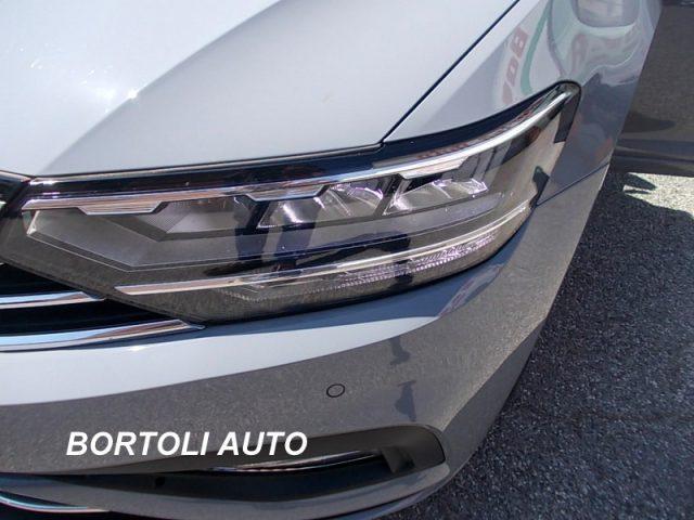 VOLKSWAGEN Passat Variant 2.0 TDI 13.000 KM SCR EVO DSG BUSINESS AUTOMATICA
