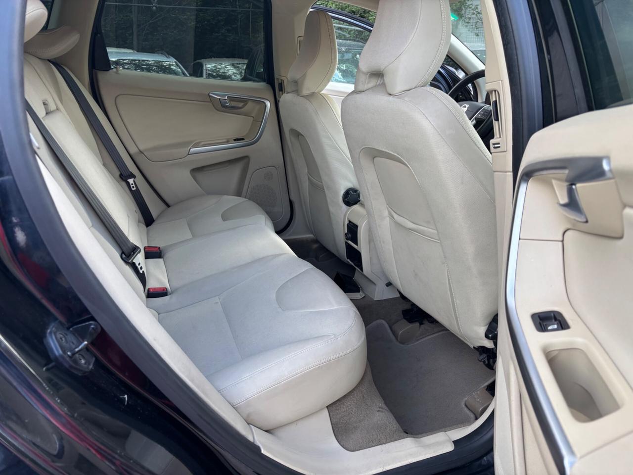 Volvo XC 60 D5 AWD Momentum