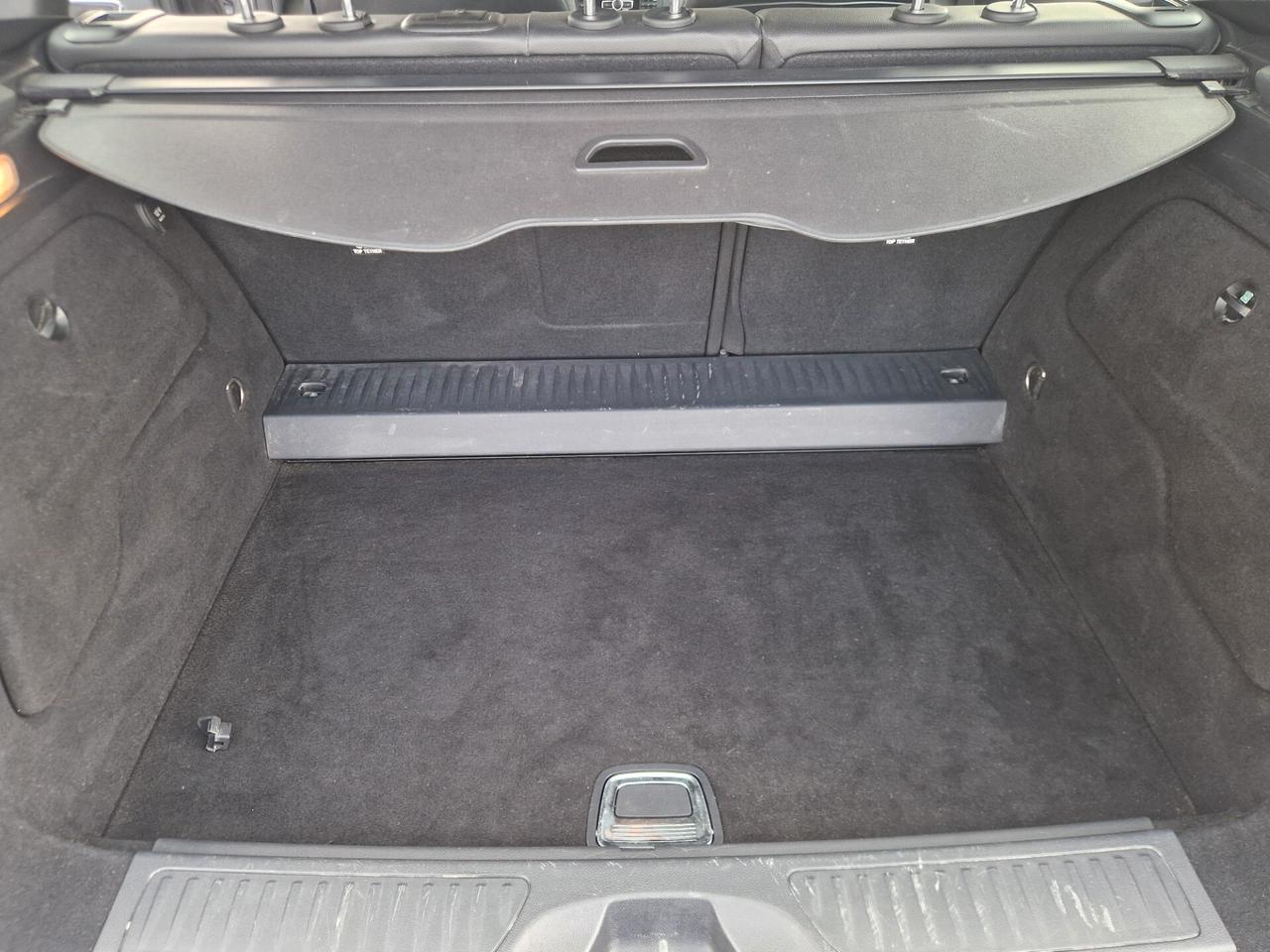 Mercedes-benz B 180 Premium Distribuzione fatta