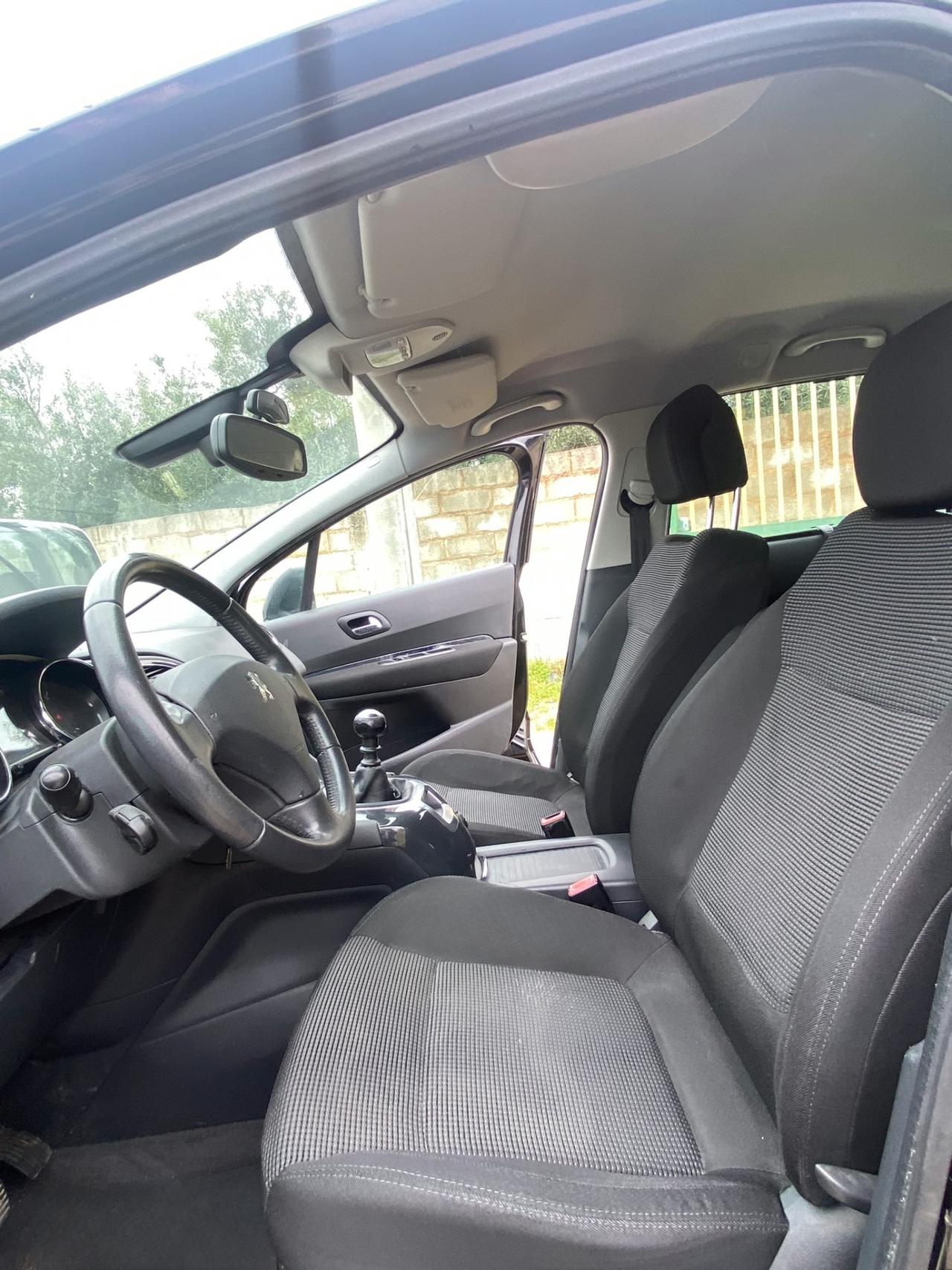 Peugeot 5008 1.6 HDi 110CV Business