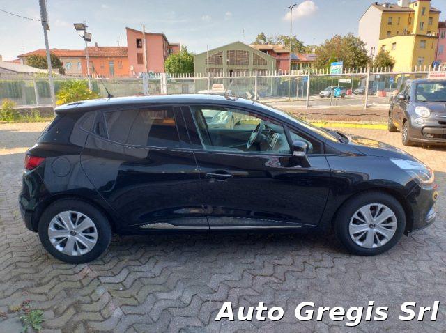 RENAULT Clio TCe 12V 75 CV 5 porte Moschino - Garanzia fino 36