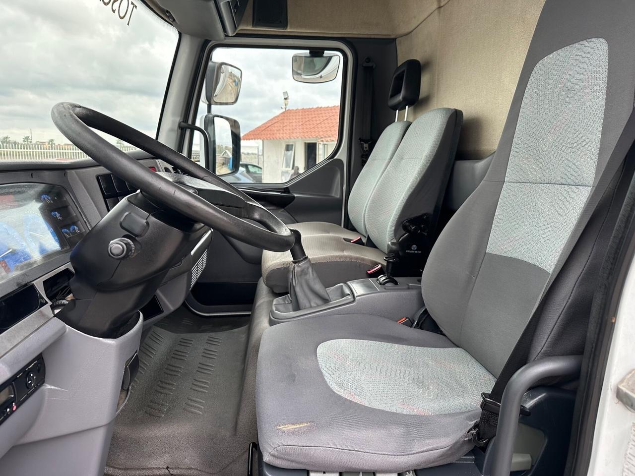 Renault Trucks 2006 ALLS. NEGOZIO pedana elettrica