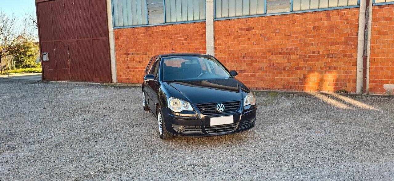 VOLKSWAGEN POLO 1.4 5P CONFORTILINE CON GPL DI SERIE