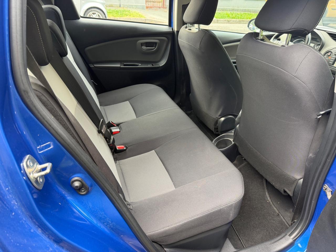 TOYOTA YARIS 1.5 BENZINA-IBRIDA AUTOMATIC EURO6B NEOPATENTATI