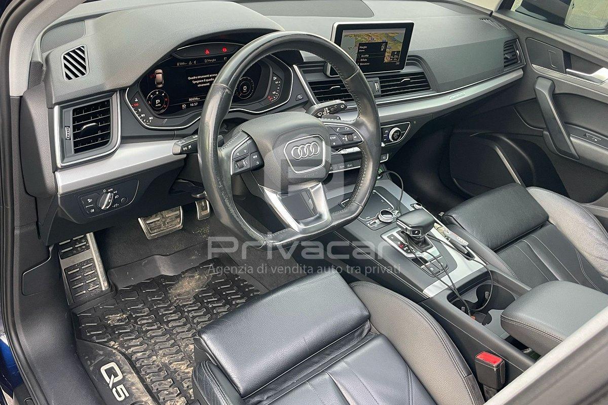AUDI Q5 35 TDI quattro S tronic Business Sport