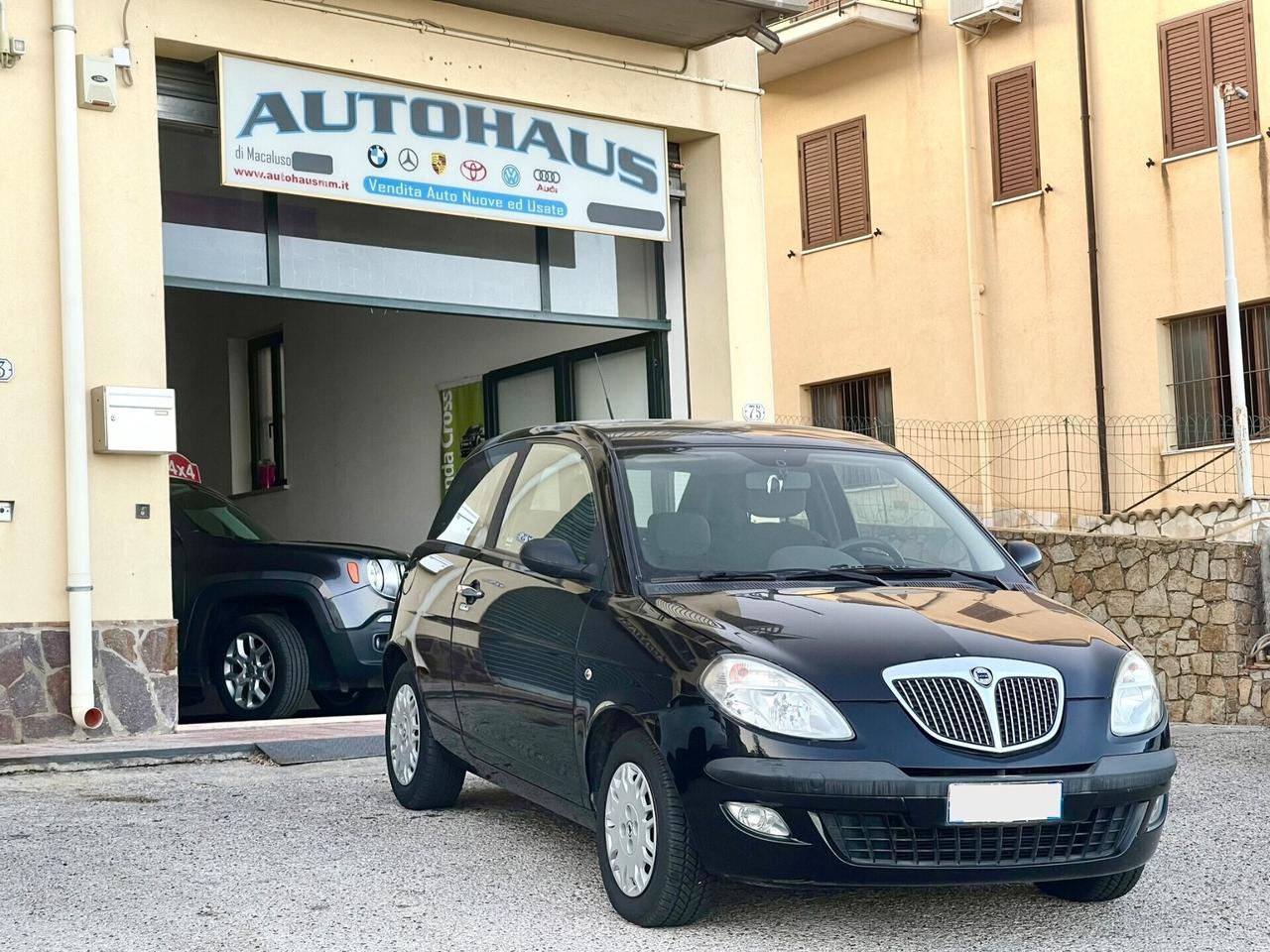 Lancia Ypsilon 1.2 69cv benzina - NEOPATENTATI