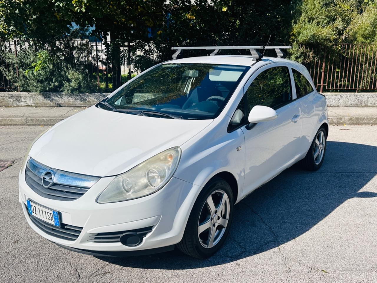 Opel Corsa 1.3 CDTI ANNO 2009 AUTOCARRO