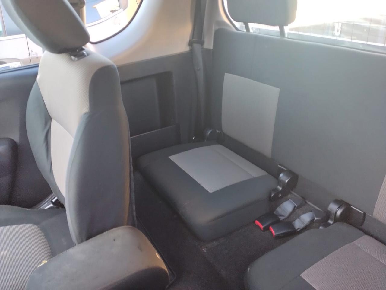 Mitsubishi L200 2.5 DI-D/136CV Club Cab Invite DPF