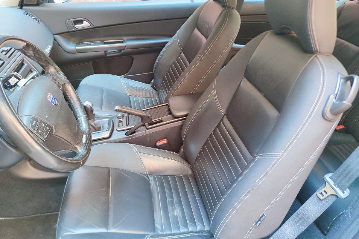 VOLVO C30 D3 R-design