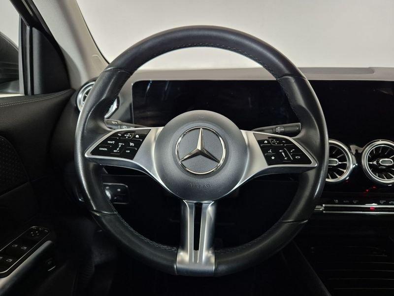 Mercedes-Benz GLA GLA-H247 2023 200 d Progressive Advanced auto