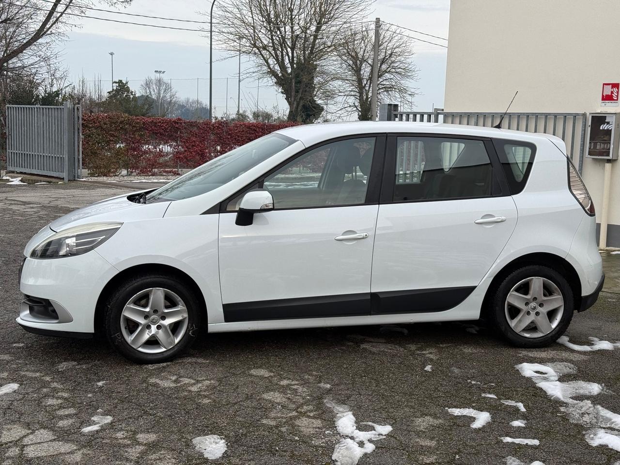 Renault Scenic Scénic XMod 1.6 GPL Wave