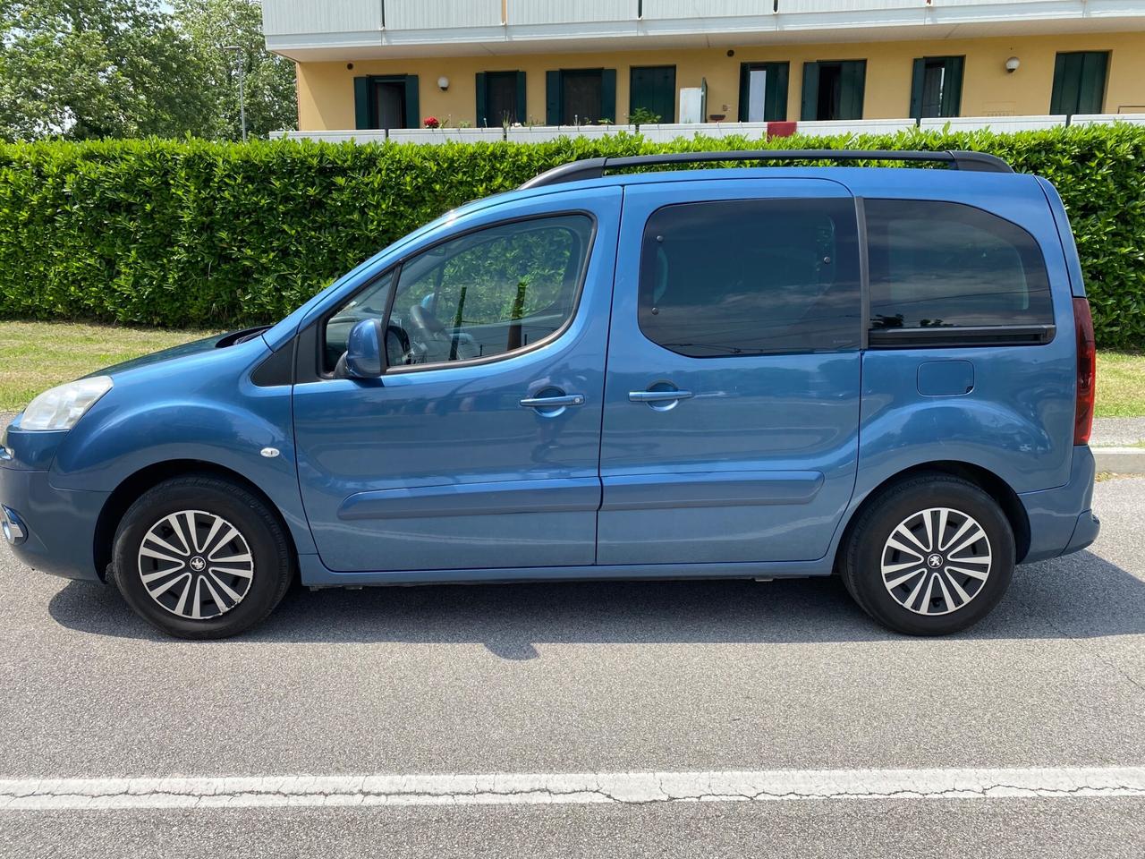 Peugeot partner tepee 1.6 HDI cambio automatico 2013